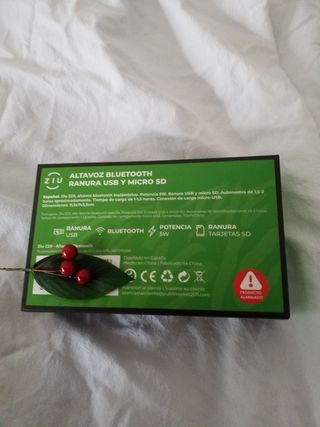 ALTAVOZ BLUETOOTH CON RANURA SD Y USB NUEVO