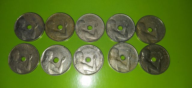Lotto 10 25 monete Cenimos del 1934.
