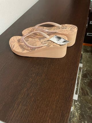 chanclas 38