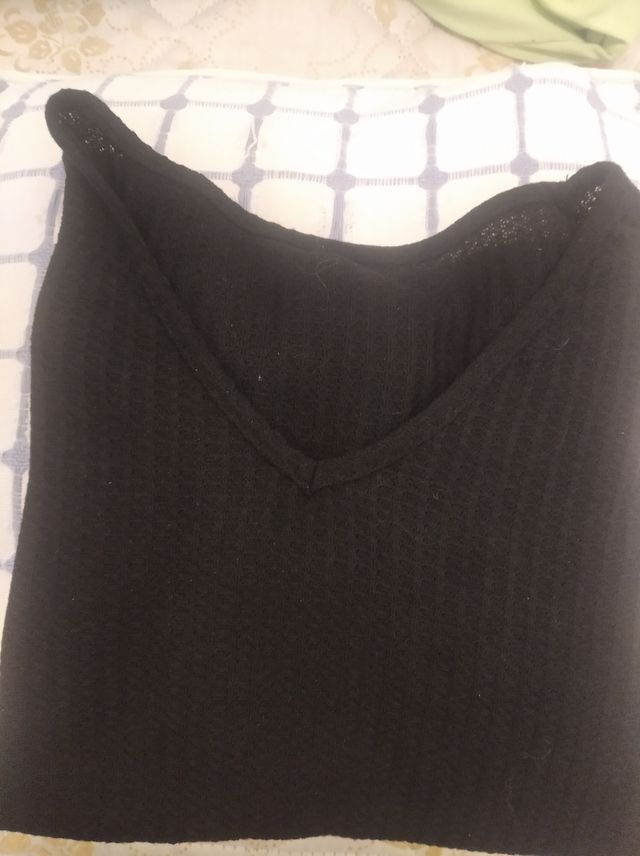 Camiseta crochet negra shein