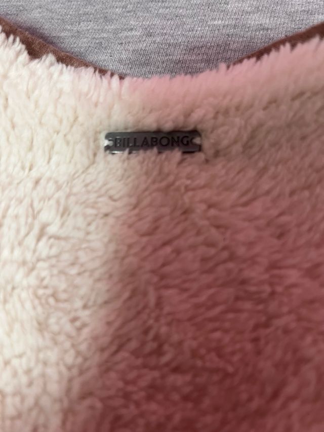 chaqueta peluche billanong