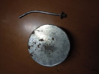 Aceitera de hojalata nueva y antigua