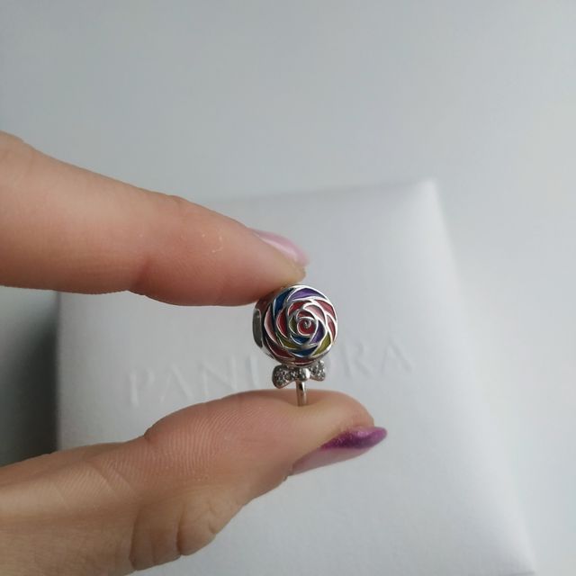 Charm 🍭 piruleta 🍭