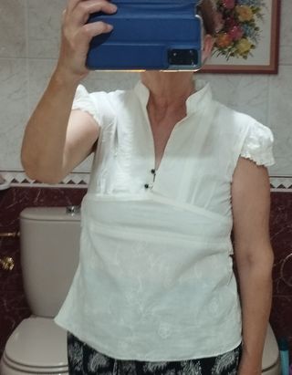 Blusa con relieves
