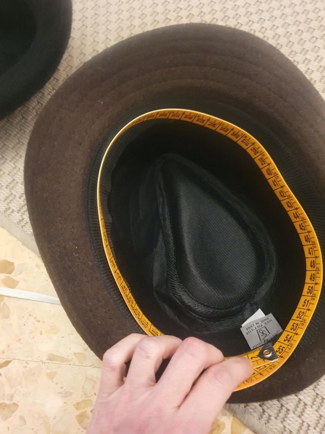 2 Sombreros unisex (marrón y negro)