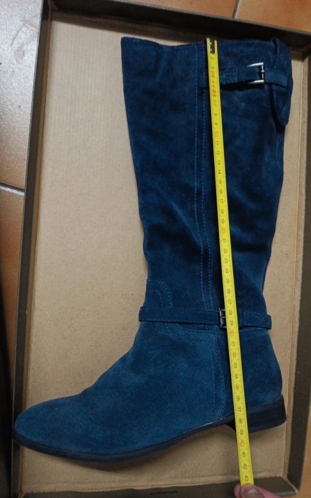 Botas altas azules de Cortefiel 