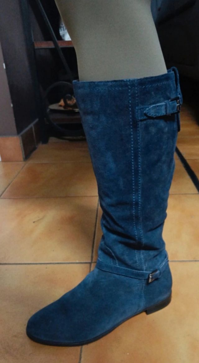 Botas altas azules de Cortefiel 
