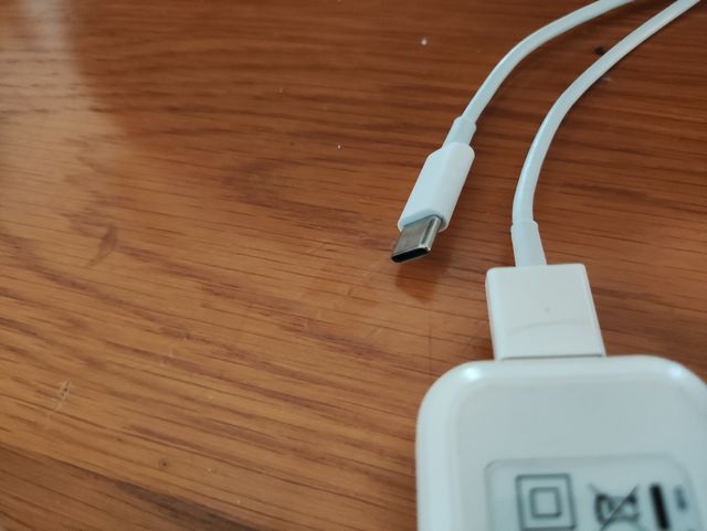 Cargador móvil tipo C