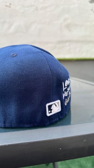 Gorra NY World series con bordados