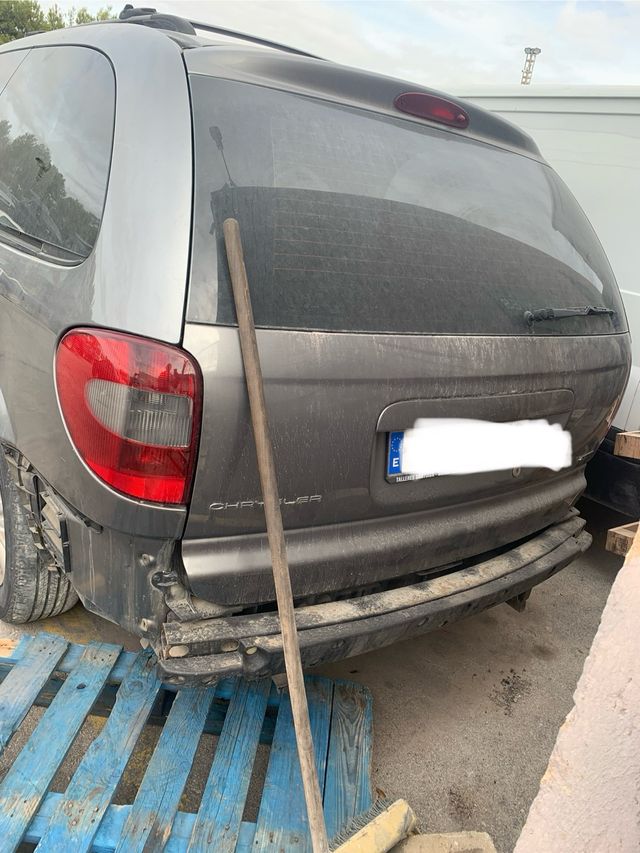 CHRYSLER VOYAGER