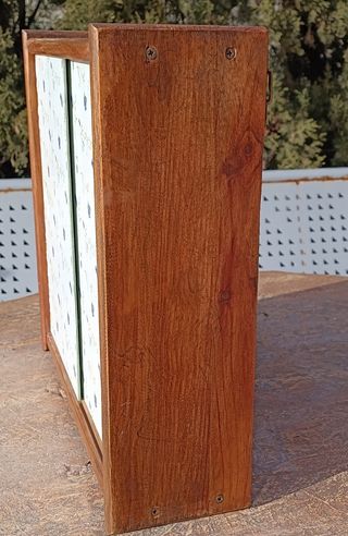 Estantería antigua baño