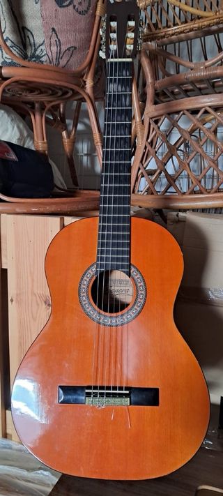 guitarra española sondra con funda