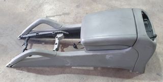 VENDO APOYABRAZO PORSCHE CAYENNE 