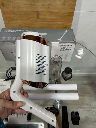 Mini aspiradora portátil