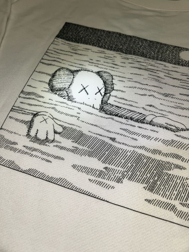 Sudadera Kaws x Uniqlo