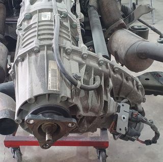 VENDO CAJA TRANSFER DELANTERO CAYENNE 