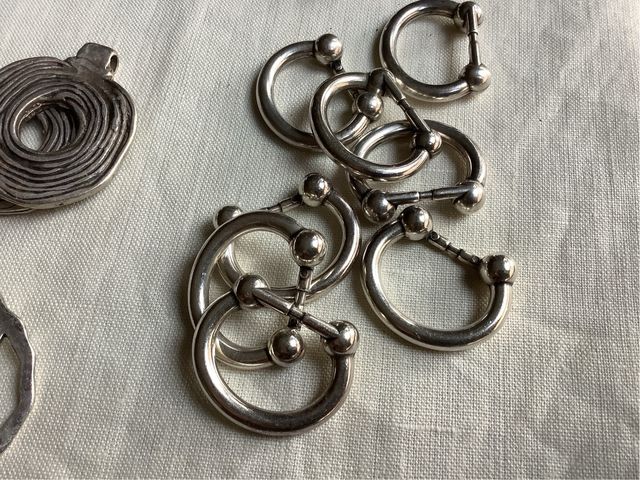 Lote de piezas de bisutería