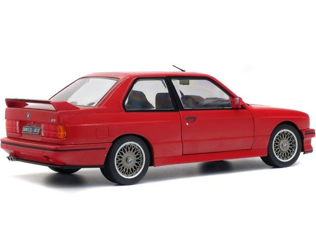 Maqueta bmw m3 e30 rojo 1/18