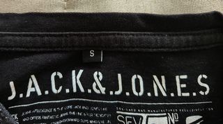 TRES CAMISETAS DE HOMBRE.