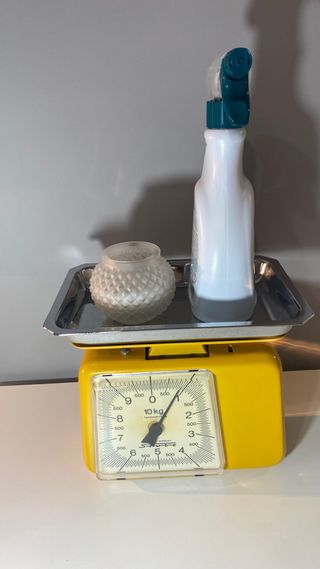 Antigua bascula de cocina alemana años 60.