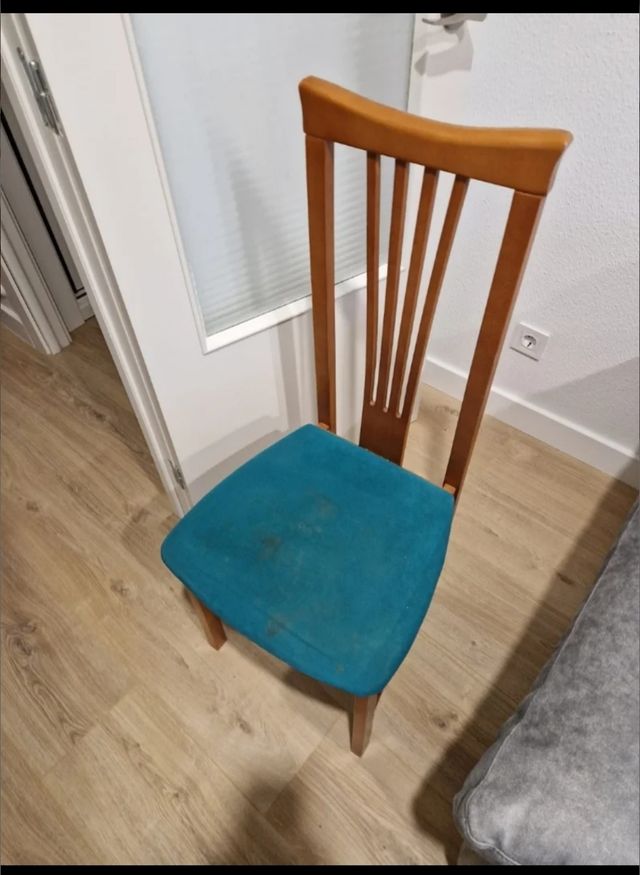 Mesa de comedor y 6 sillas