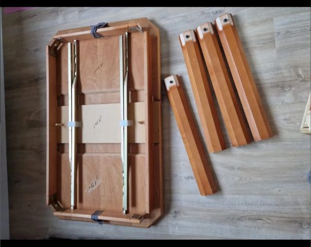 Mesa de comedor y 6 sillas