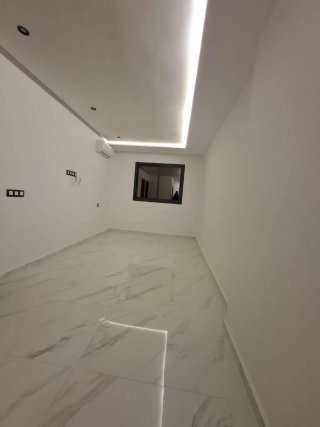 Pintor económico،