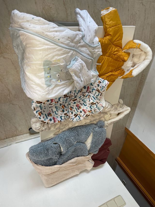 lote ropa bebé 0-6 mes 15€ todo