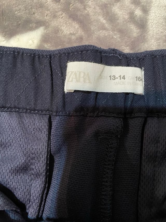 Pantalón Zara niño t. 13-14 años (164 cm)