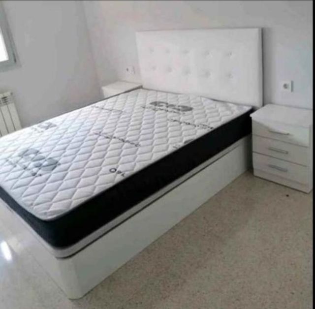 CANAPÉS, COLCHONES, CABEZALES..