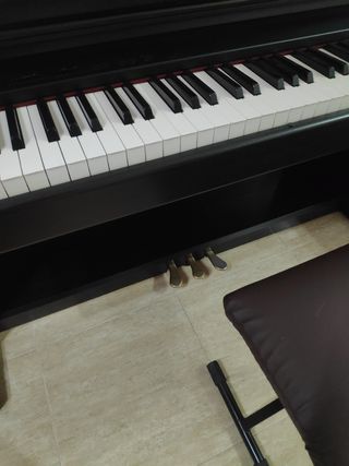 Piano Roland HP 237Re