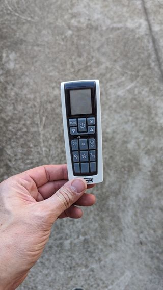 Aire aconditionado DeLonghi Pingüino PAC WE128 Eco