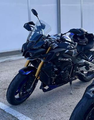 Pantalla Deportiva Yamaha MT-10 Ahumada
