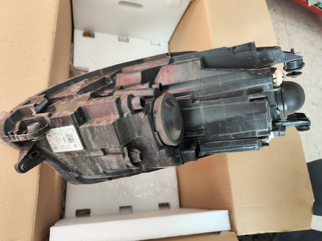 Faro izquierdo Volkswagen Golf VII