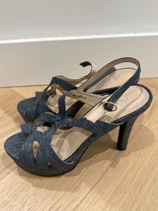 Sandalias marca Arpe plataforma un solo uso 38