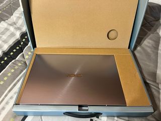 Ordenador Portatil ASUS UX431F