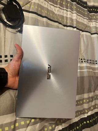 Ordenador Portatil ASUS UX431F