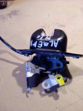 Cerradura maletero / porton Nissan Almera  h_57323