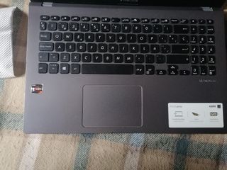 Portátil ASUS Vivobook 2022
