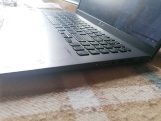 Portátil ASUS Vivobook 2022