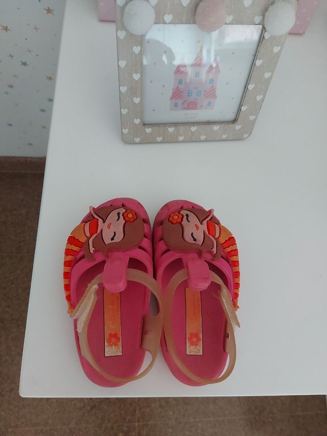 Sandalias niña iphanema