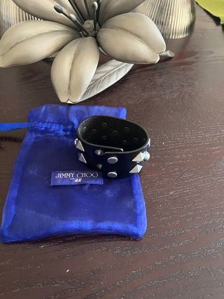 Jimmy Choo brazalete piel 