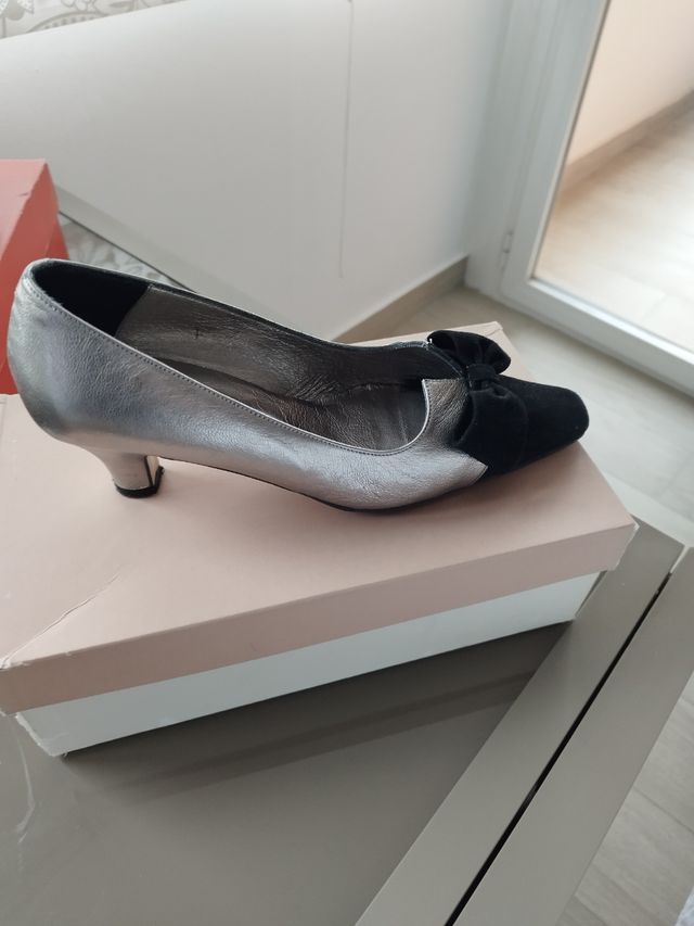 zapatos de de vestir puesto una vez número  n 39