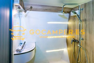 Volkswagen Crafter Big Camper Red