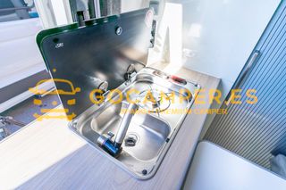 Volkswagen Crafter Big Camper Red