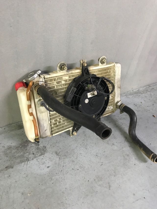 RADIADOR+ELECTROVENTILADOR-Polaris Predator