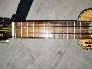 Charango/Chillador. Instrumento Musical