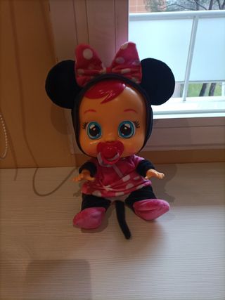 Bebe llorón Minnie mouse