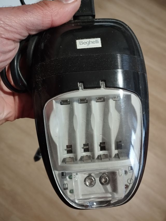 carica batterie beghelli