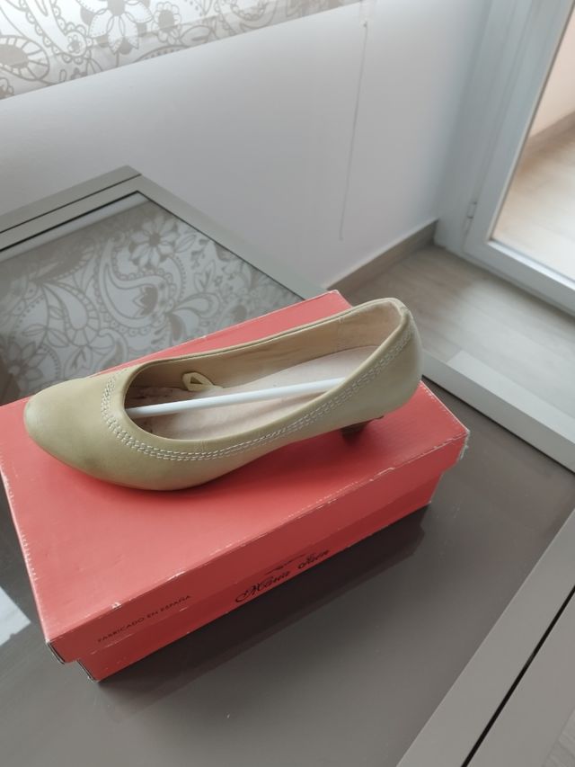 Zapatos de vestir cómodos usado solo una